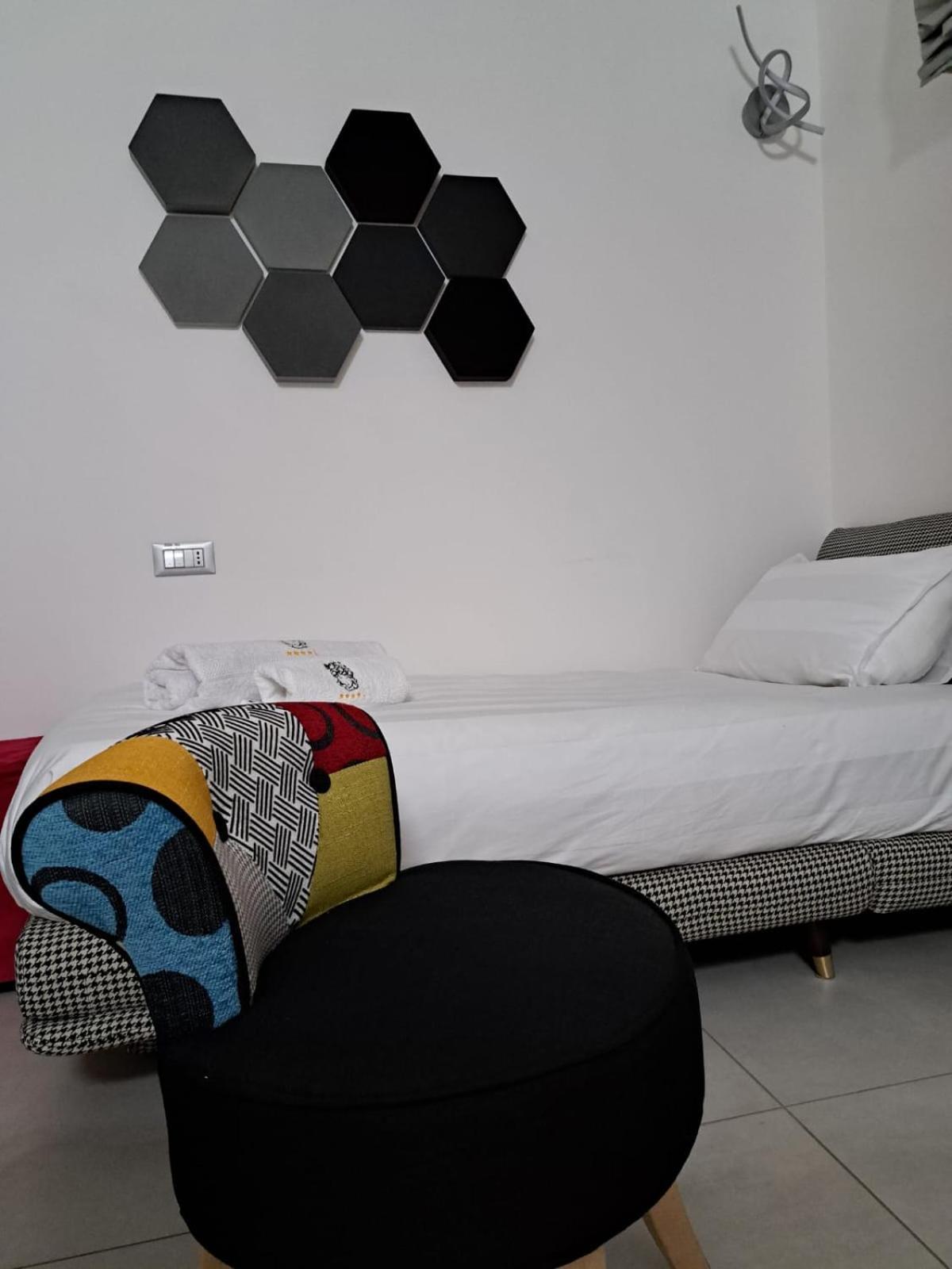 Sikelia Superior Rooms Милаццо Экстерьер фото