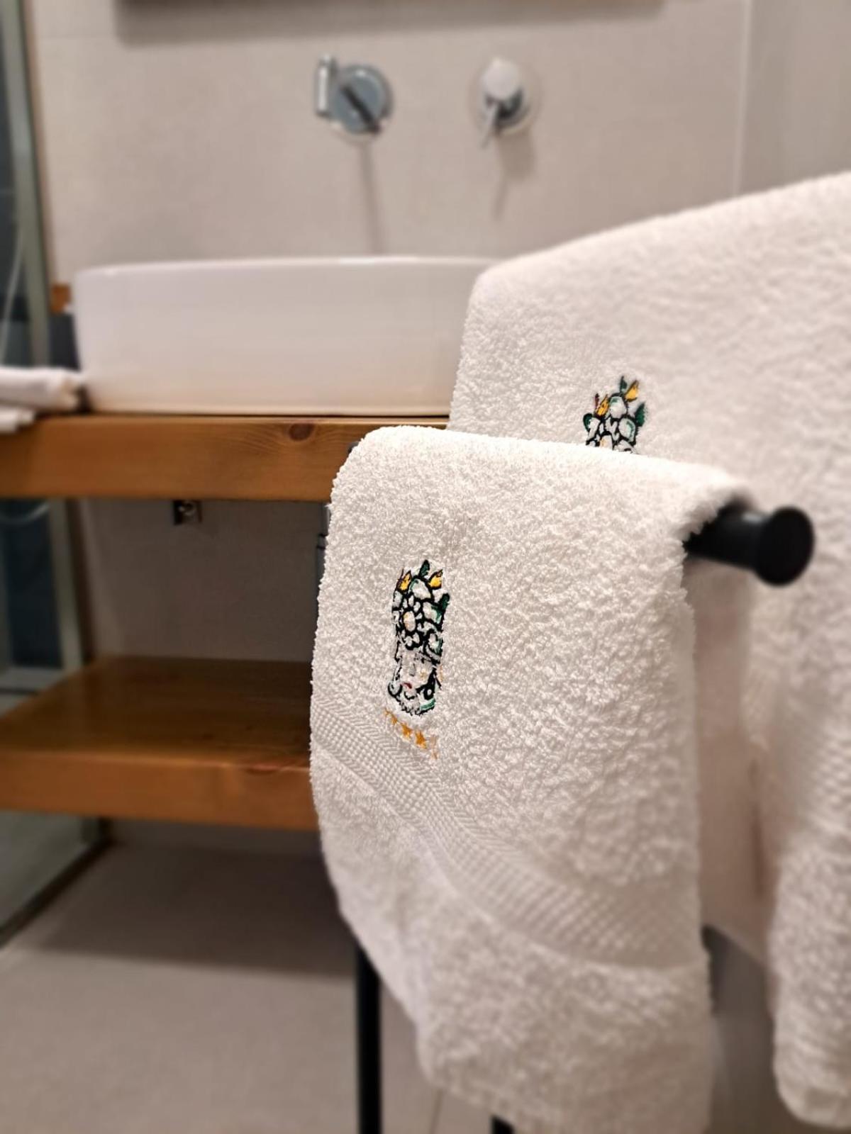 Sikelia Superior Rooms Милаццо Экстерьер фото