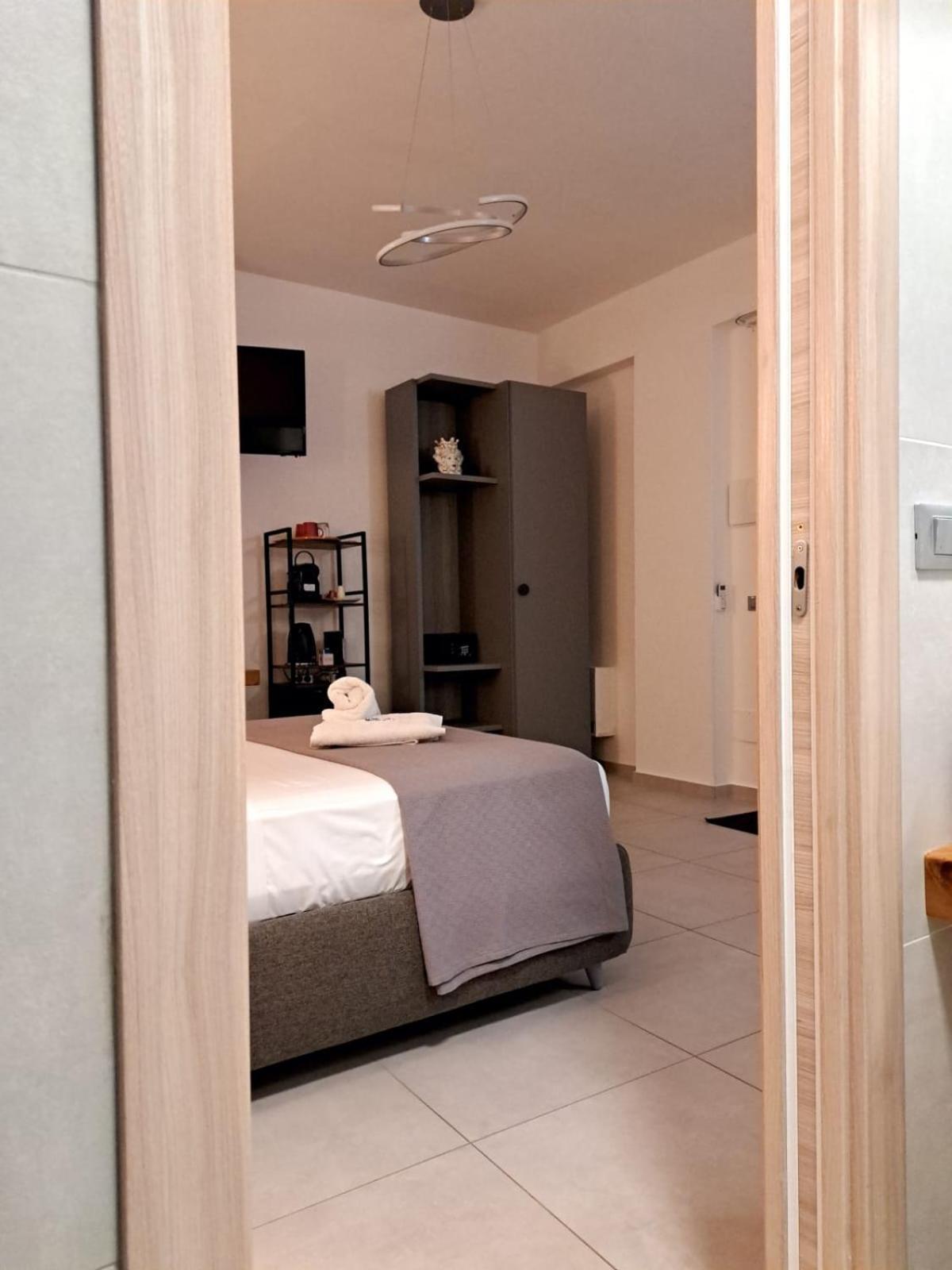 Sikelia Superior Rooms Милаццо Экстерьер фото
