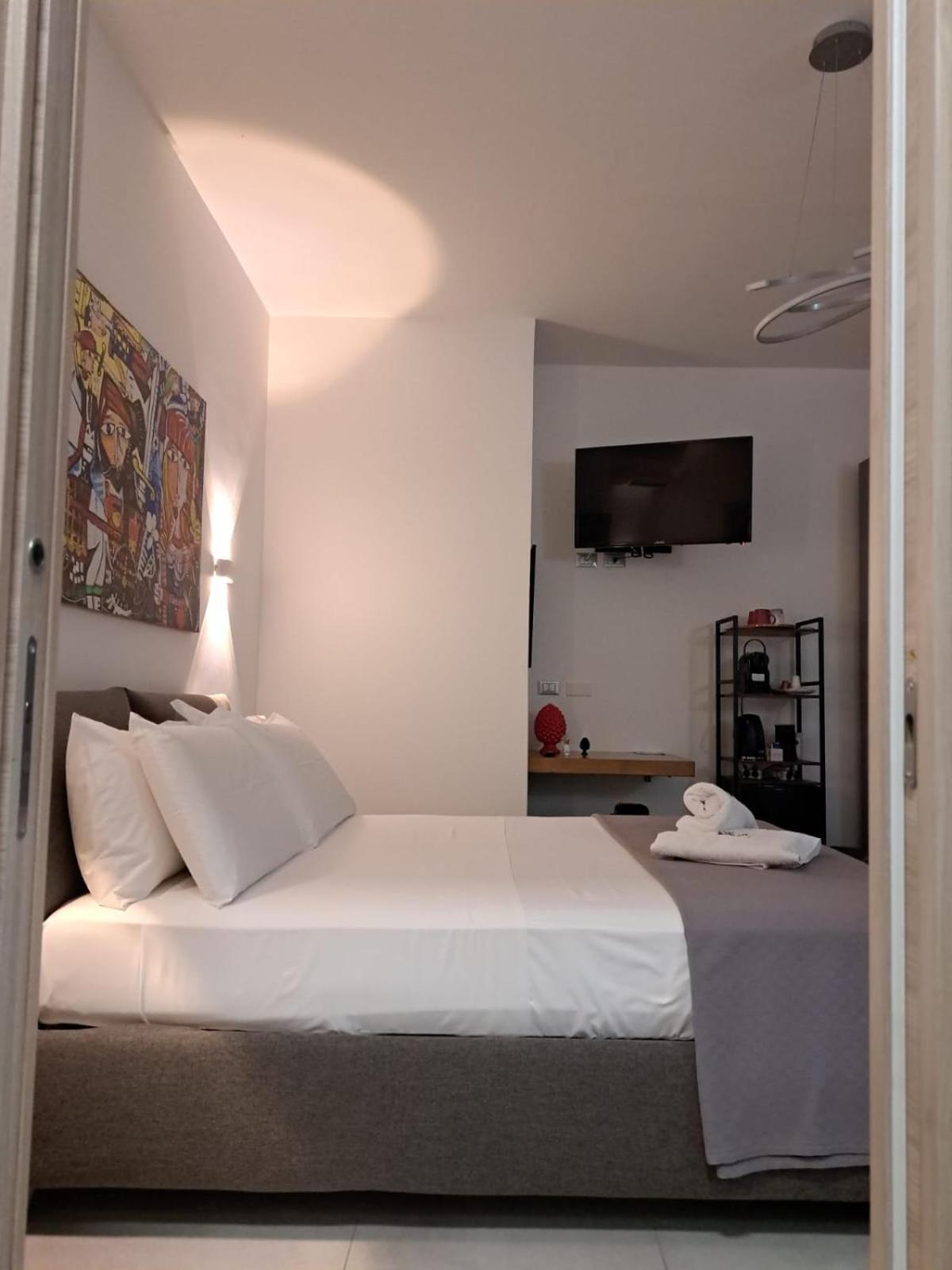 Sikelia Superior Rooms Милаццо Экстерьер фото